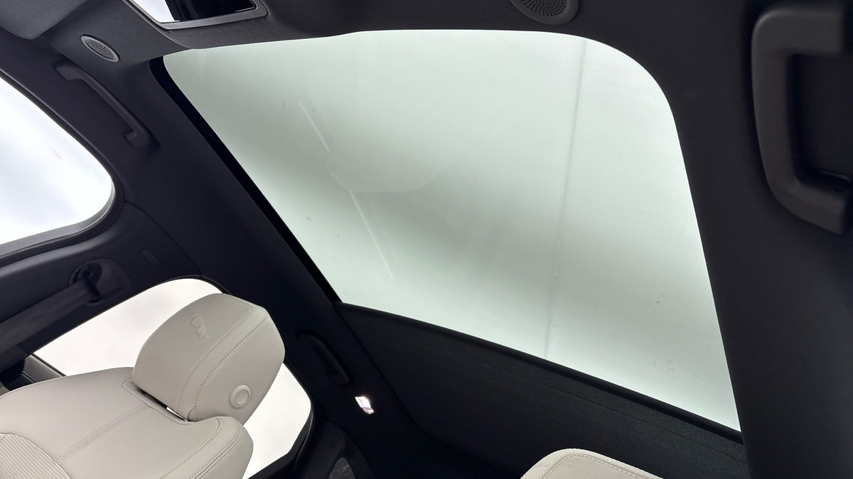 Used Jaguar F-Pace 2023 for sale - 77906153: Photo 6