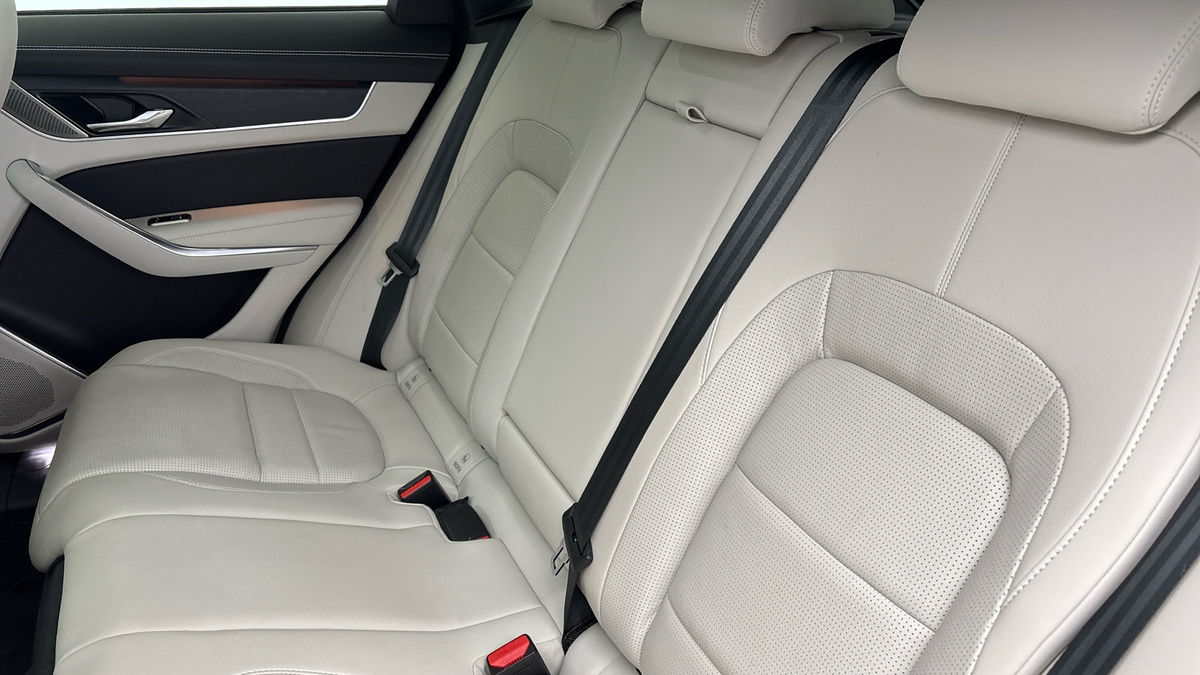 Used Jaguar F-Pace 2023 for sale - 77906153: Photo 8