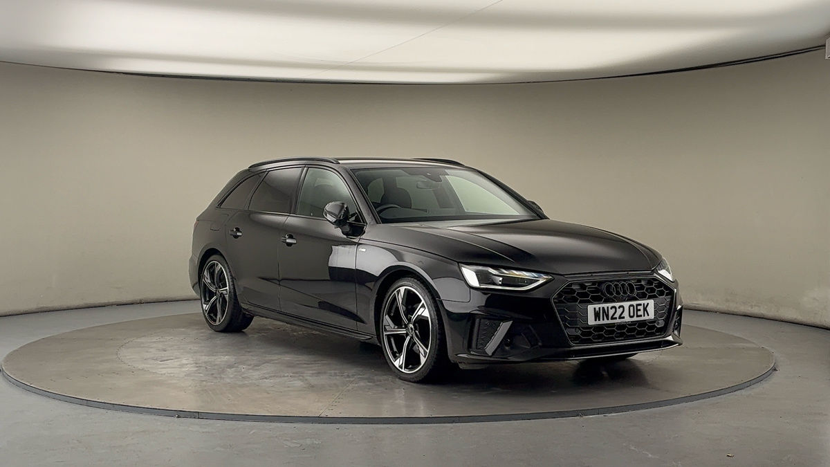 Used Audi A4 Avant 2022 for sale - 76396743: Photo 1