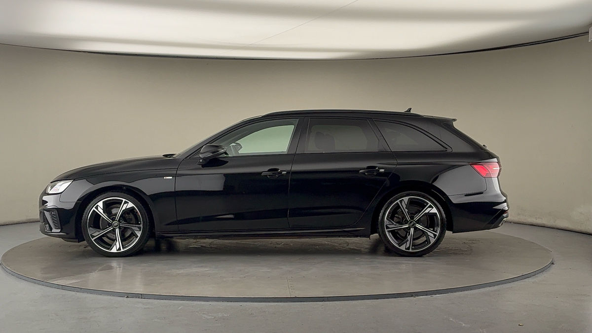 Used Audi A4 Avant 2022 for sale - 76396743: Photo 15