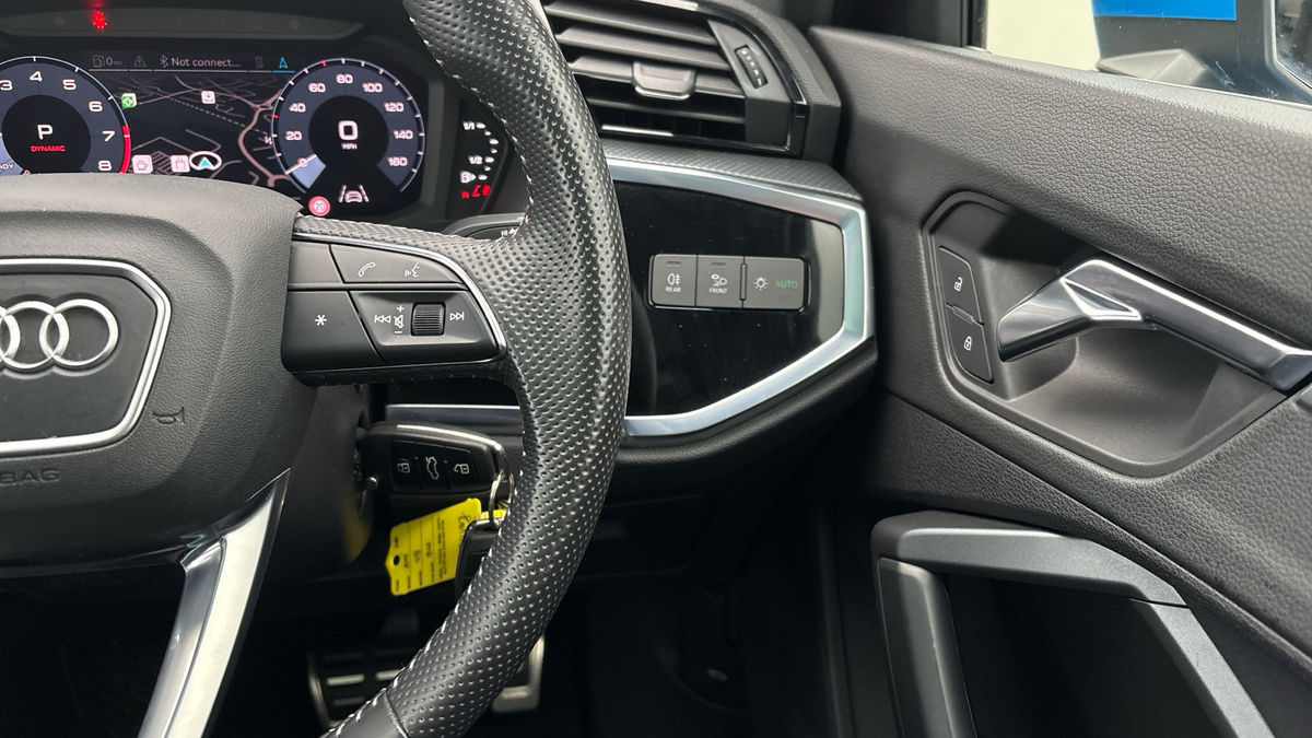 Used Audi Q3 2020 for sale - 76334545: Photo 32