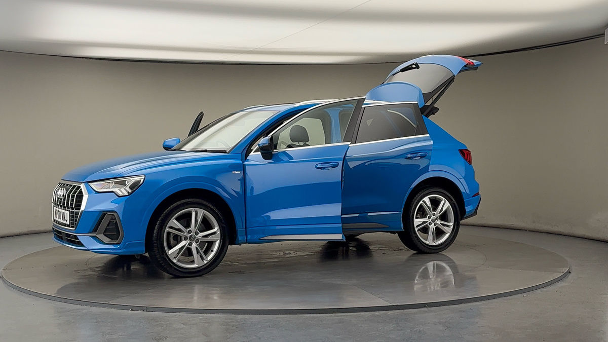 Used Audi Q3 2020 for sale - 76334545: Photo 66