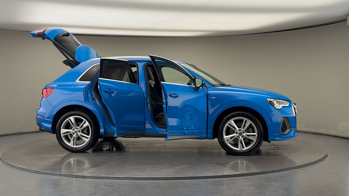 Used Audi Q3 2020 for sale - 76334545: Photo 73