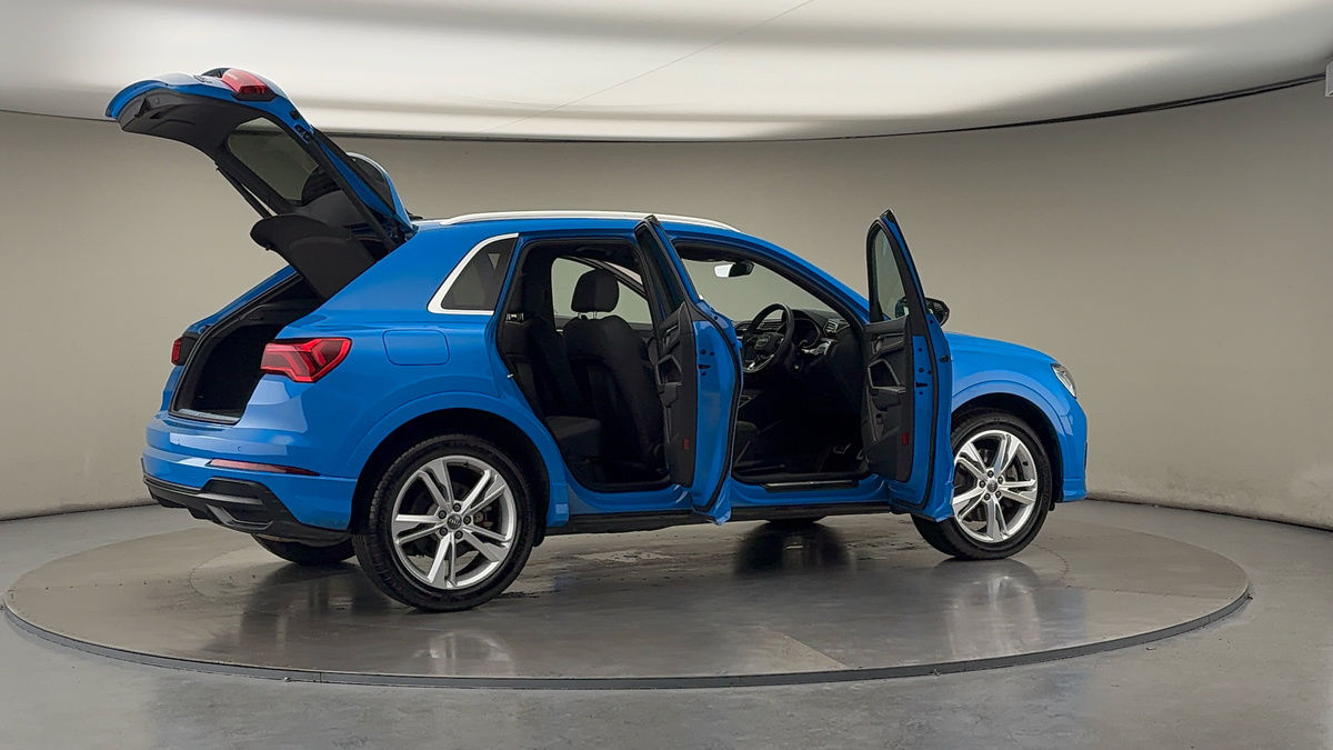 Used Audi Q3 2020 for sale - 76334545: Photo 75