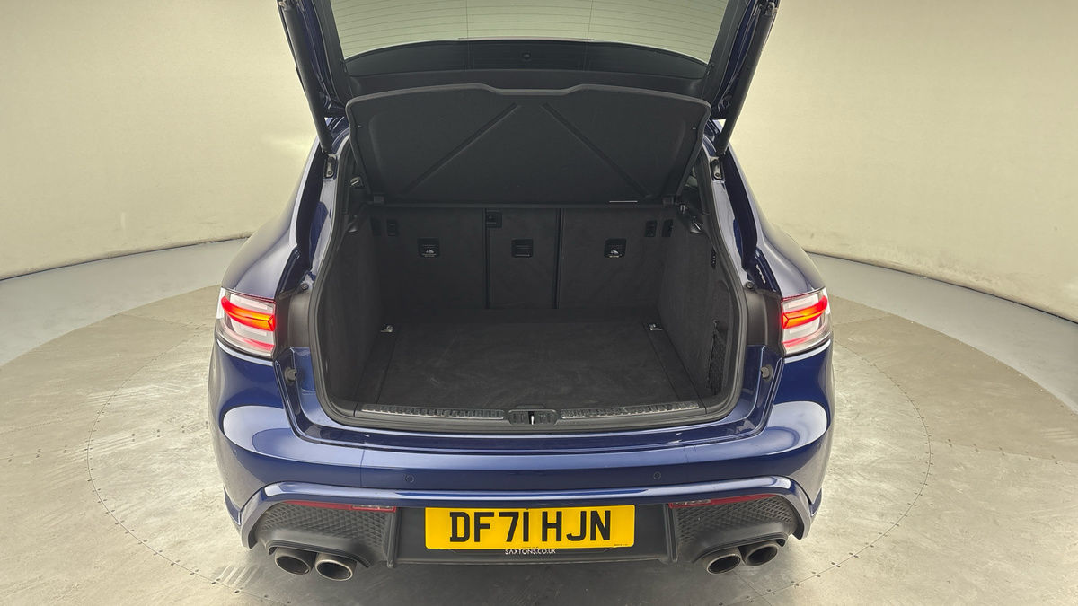 Used Porsche Macan 2022 for sale - 76387098: Photo 11