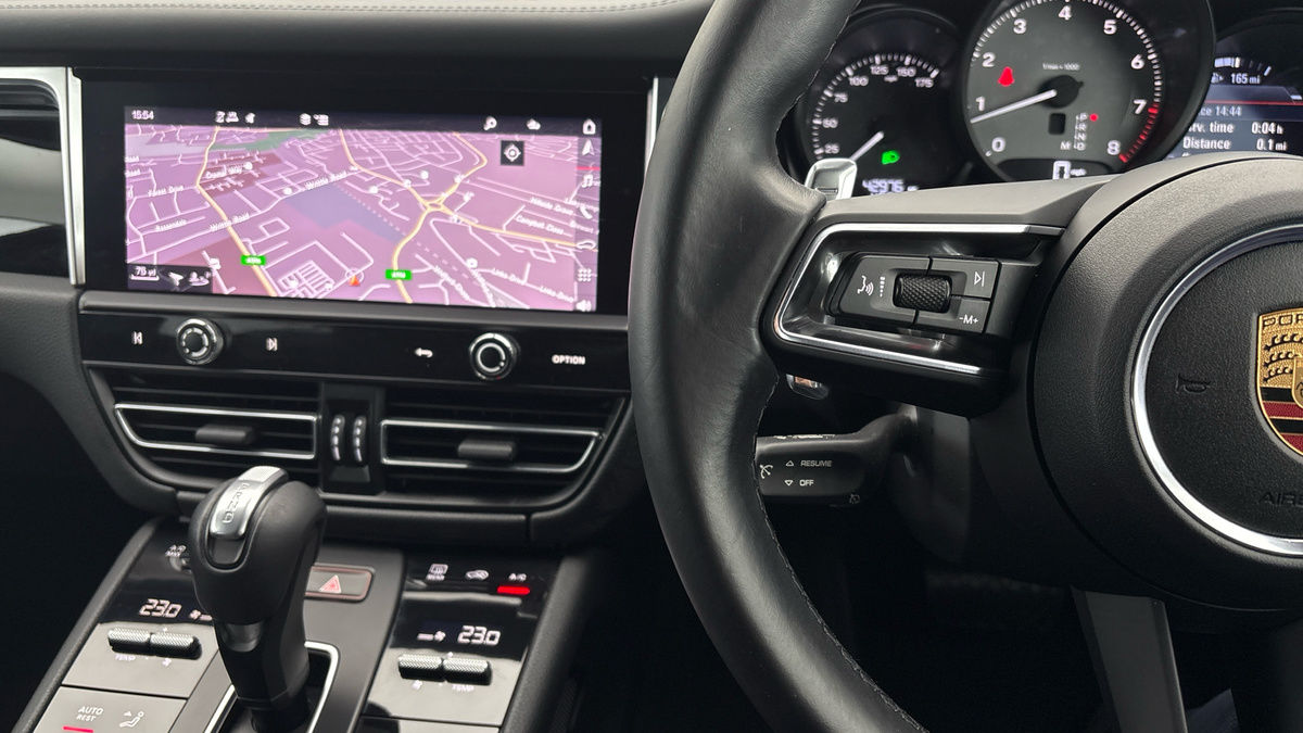 Used Porsche Macan 2022 for sale - 76387098: Photo 13