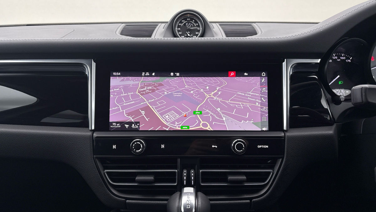 Used Porsche Macan 2022 for sale - 76387098: Photo 17