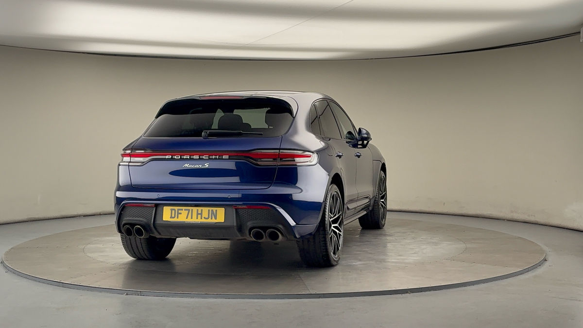 Used Porsche Macan 2022 for sale - 76387098: Photo 44