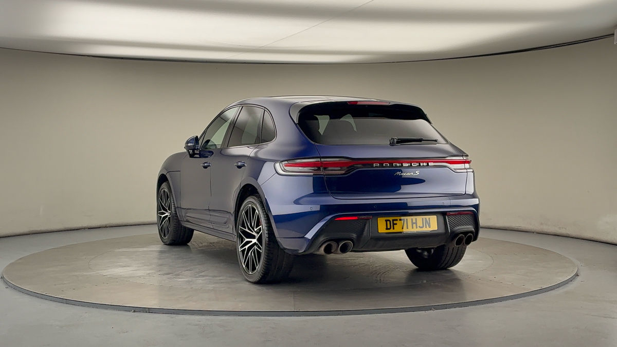Used Porsche Macan 2022 for sale - 76387098: Photo 46