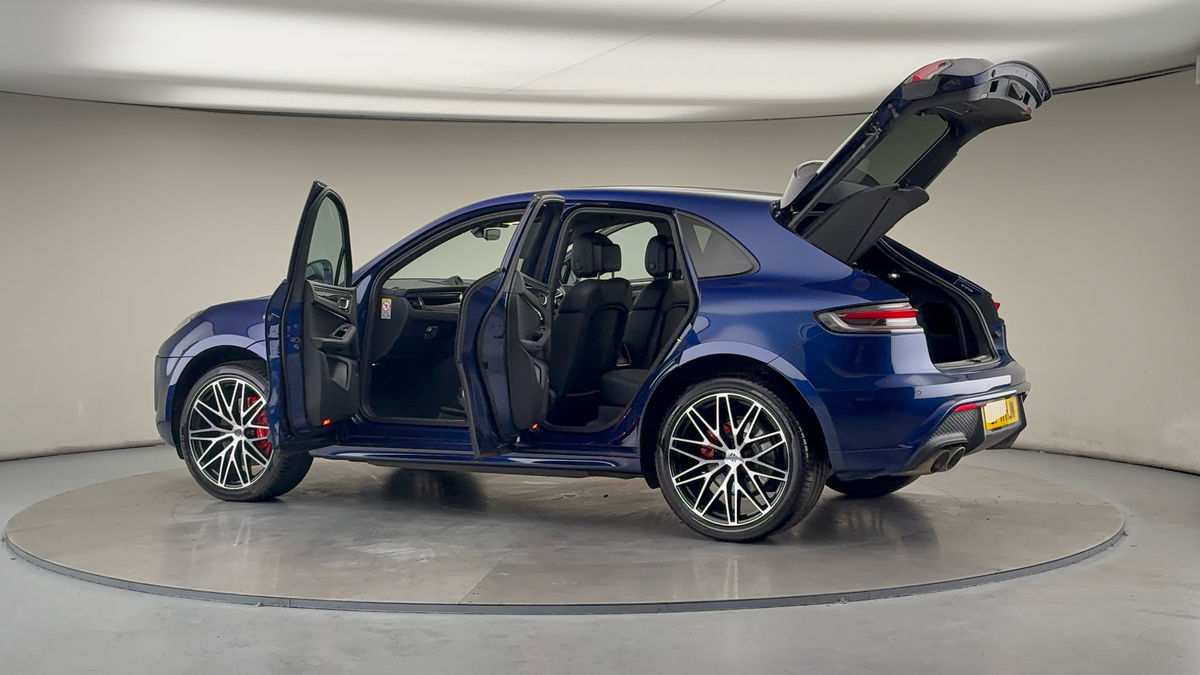 Used Porsche Macan 2022 for sale - 76387098: Photo 49