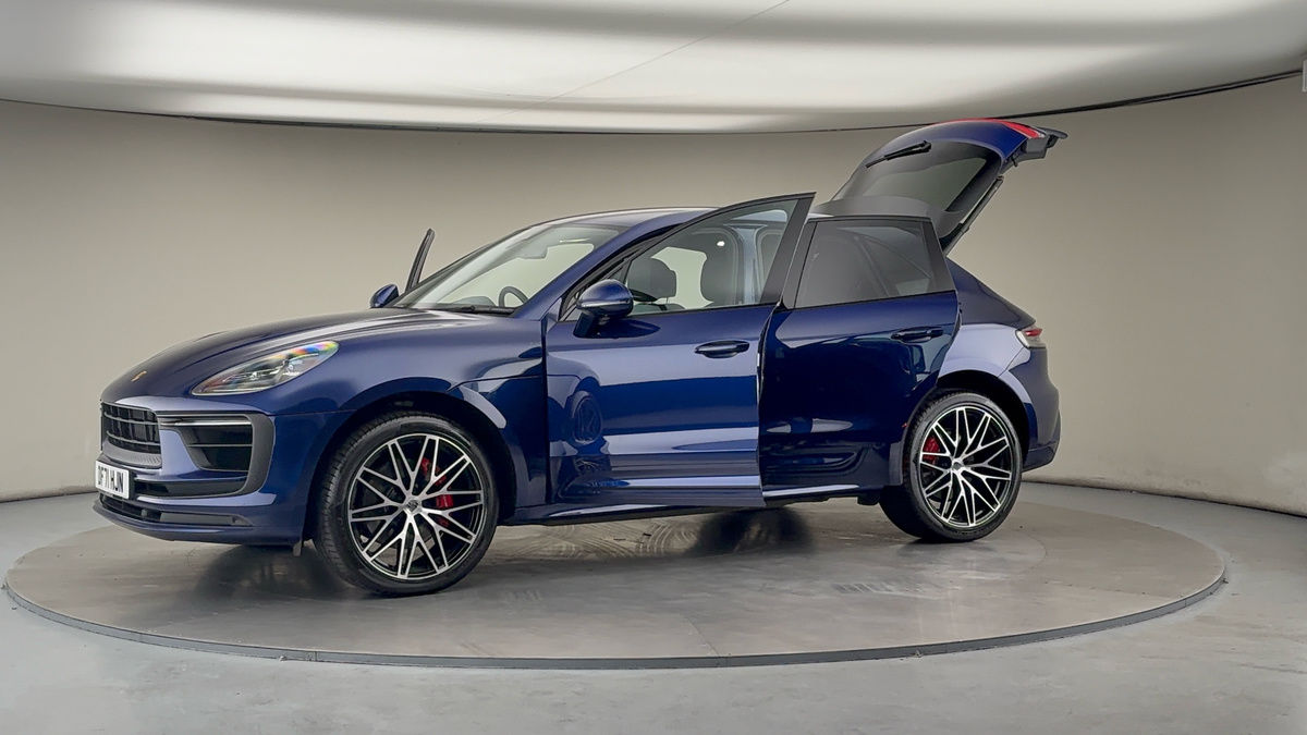 Used Porsche Macan 2022 for sale - 76387098: Photo 52