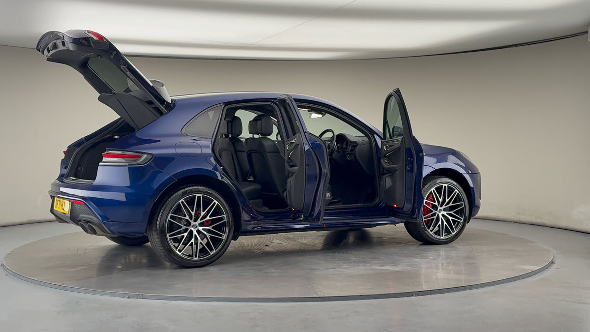 Used Porsche Macan 2022 for sale - 76387098: Photo 61