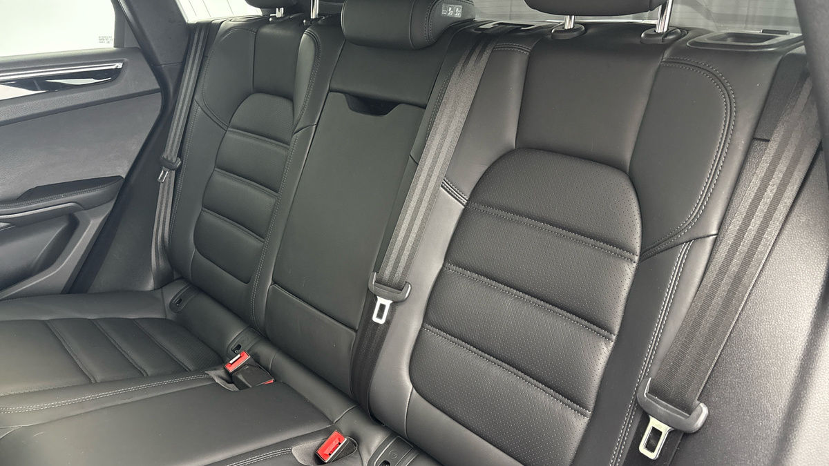 Used Porsche Macan 2022 for sale - 76387098: Photo 8