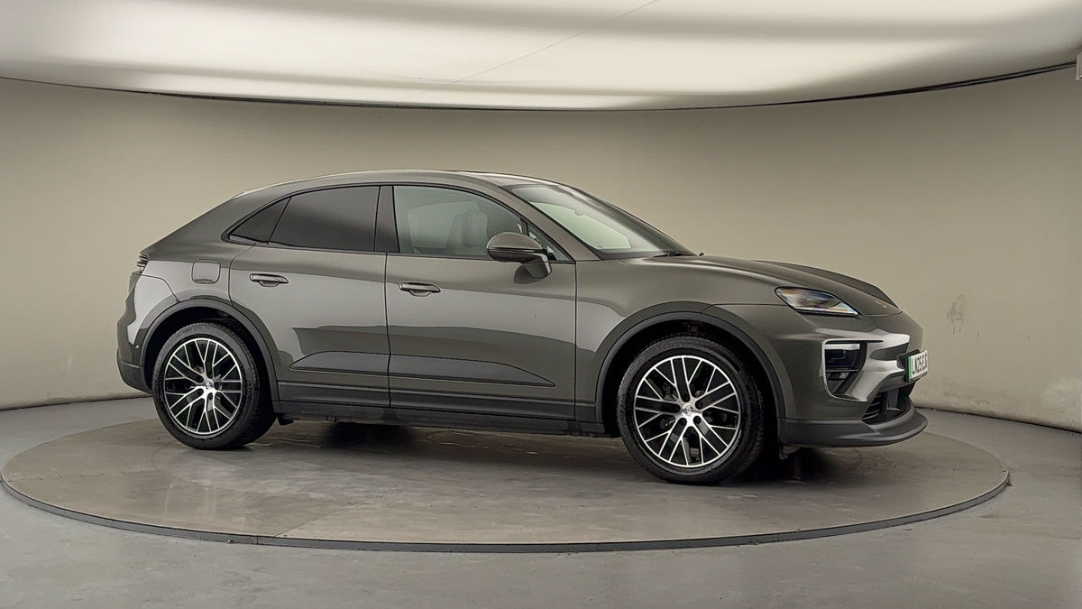 Used Porsche Macan 2025 for sale - 77065498: Photo 35