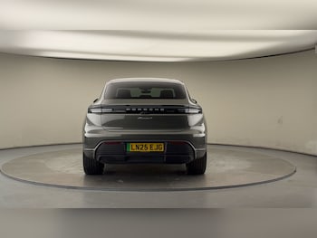 Used Porsche Macan 2025 for sale - 77065498: Photo