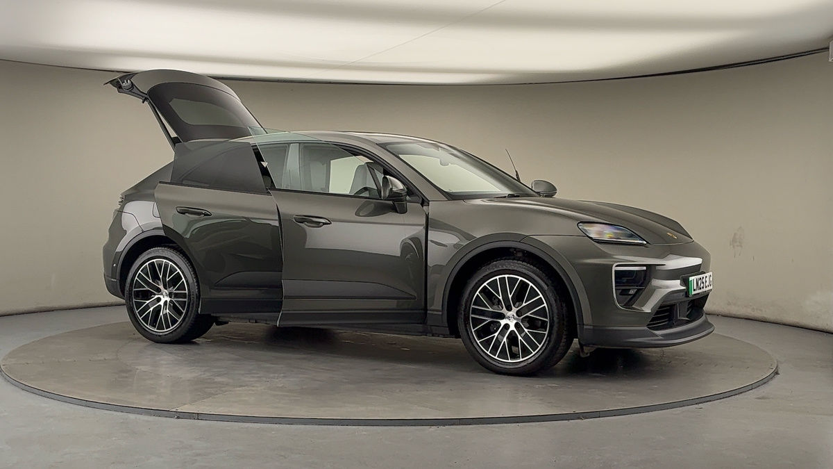 Used Porsche Macan 2025 for sale - 77065498: Photo 54