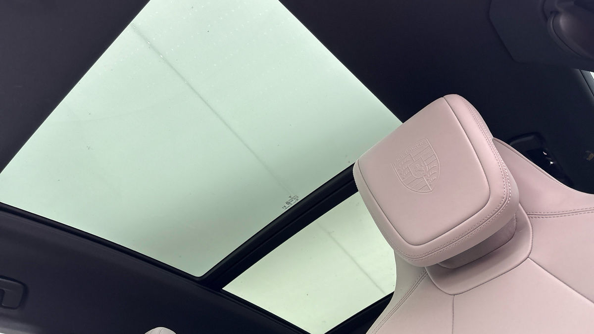 Used Porsche Macan 2025 for sale - 77065498: Photo 6