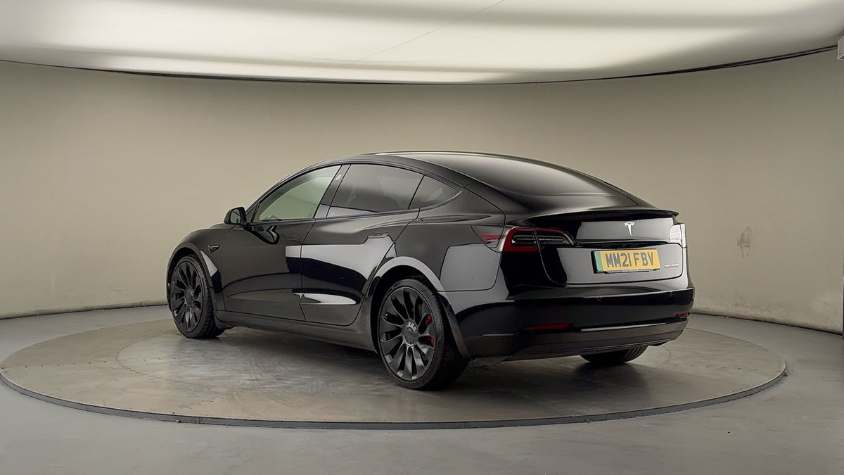 Used Tesla Model 3 2021 for sale - 76323910: Photo 2