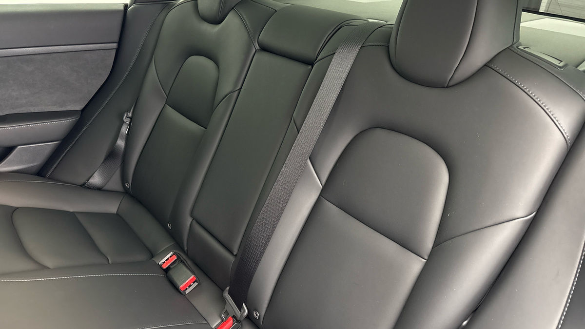 Used Tesla Model 3 2021 for sale - 76323910: Photo 8