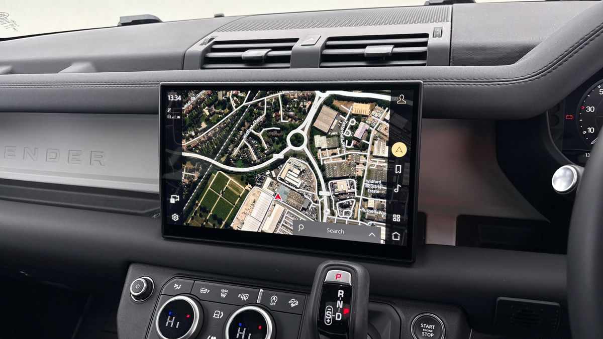 Used Land Rover Defender 110 2024 for sale - 76236452: Photo 17