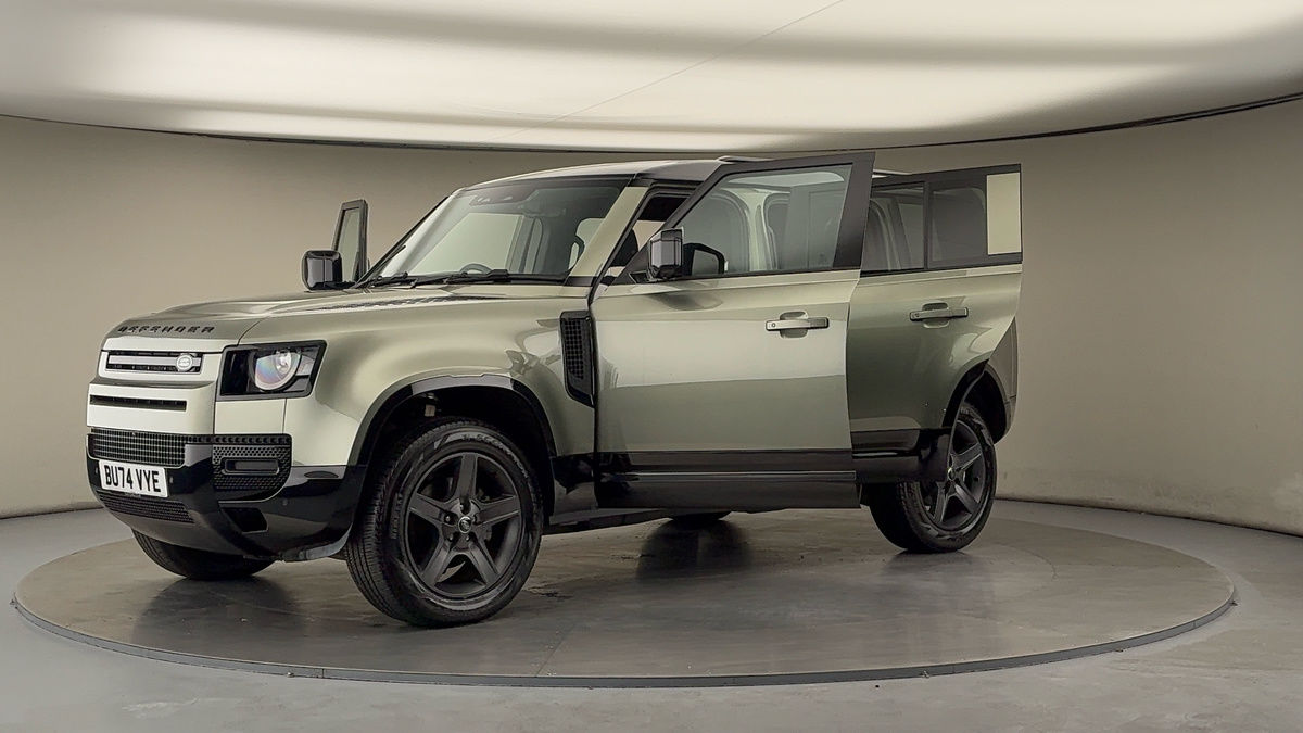 Used Land Rover Defender 110 2024 for sale - 76236452: Photo 22