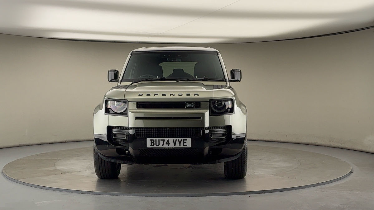 Used Land Rover Defender 110 2024 for sale - 76236452: Photo 3