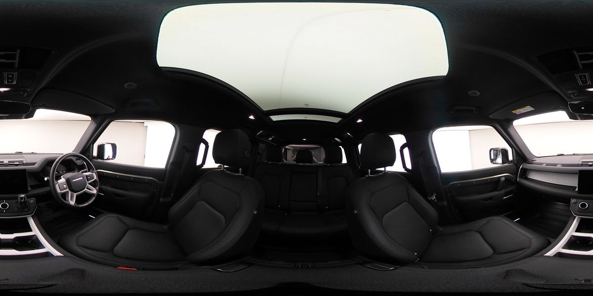 Used Land Rover Defender 110 2024 for sale - 76236452: Photo 44