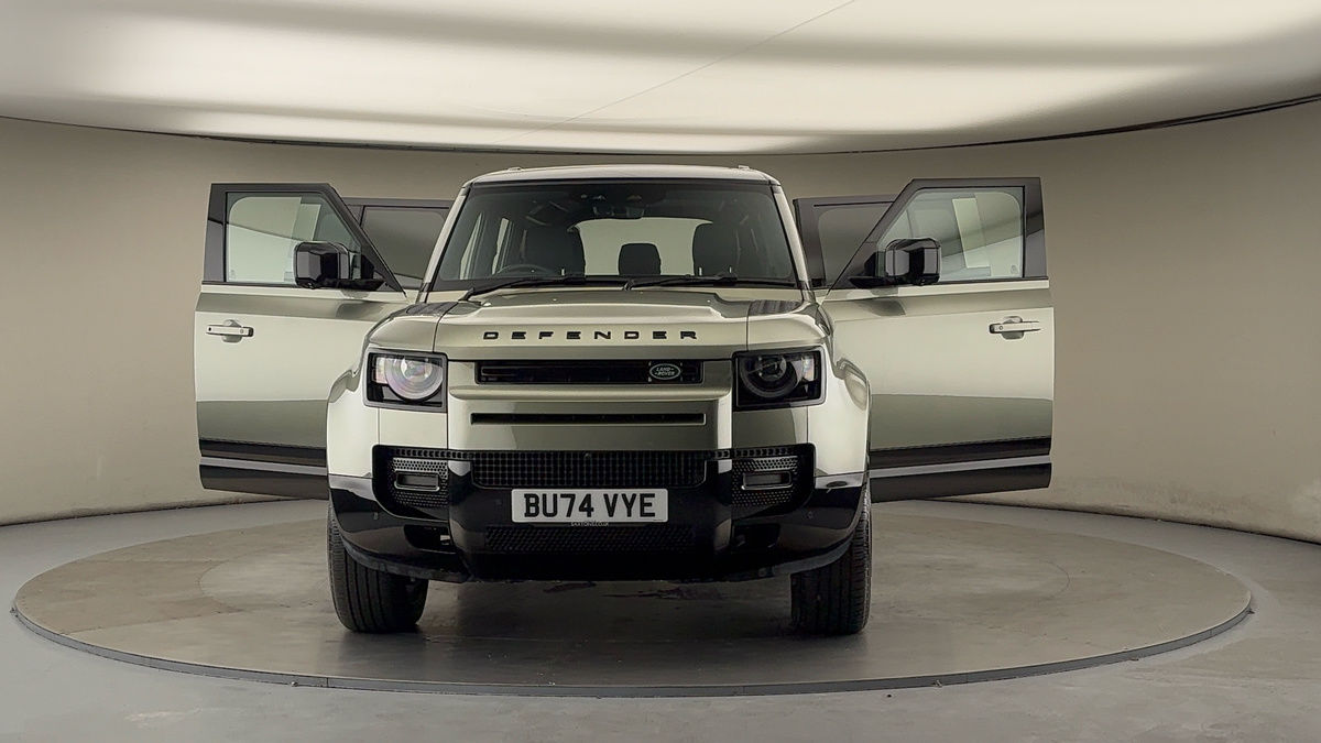 Used Land Rover Defender 110 2024 for sale - 76236452: Photo 51