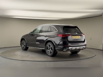 Used Mercedes-Benz GLC 2023 for sale - 76211080: Photo