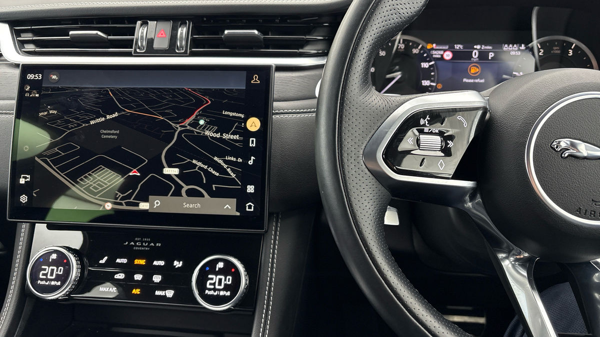 Used Jaguar F-Pace 2023 for sale - 76224290: Photo 13