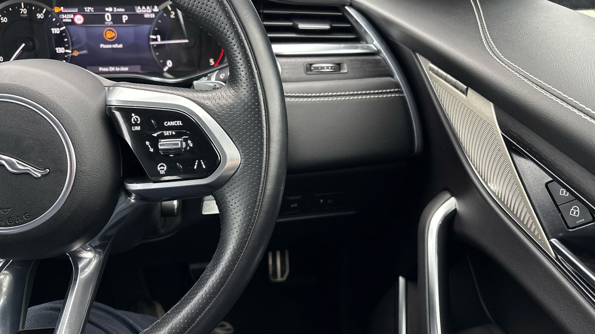 Used Jaguar F-Pace 2023 for sale - 76224290: Photo 14