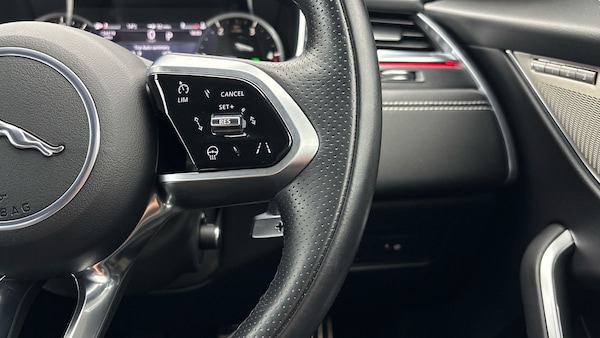 Used Jaguar F-Pace 2023 for sale - 76224290: Photo 14