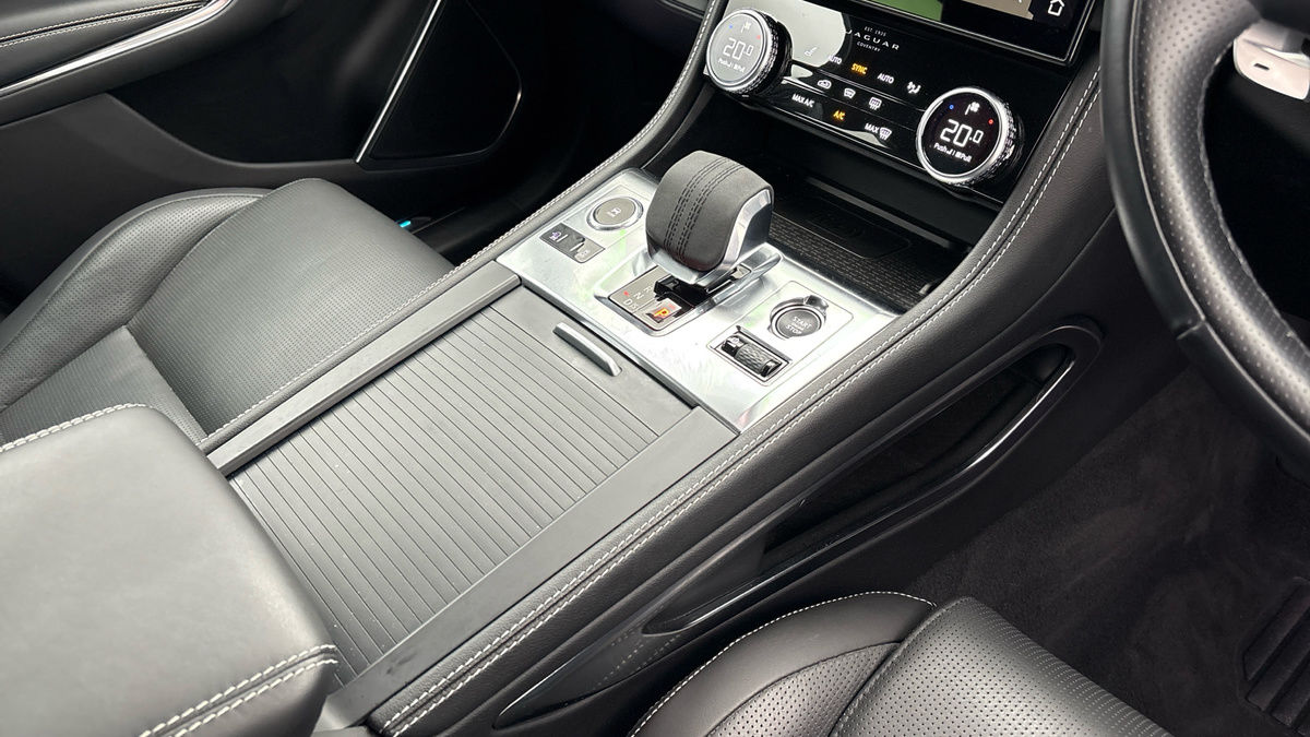 Used Jaguar F-Pace 2023 for sale - 76224290: Photo 18