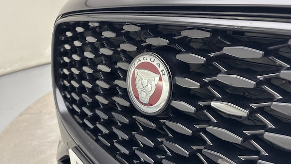 Used Jaguar F-Pace 2023 for sale - 76224290: Photo 24