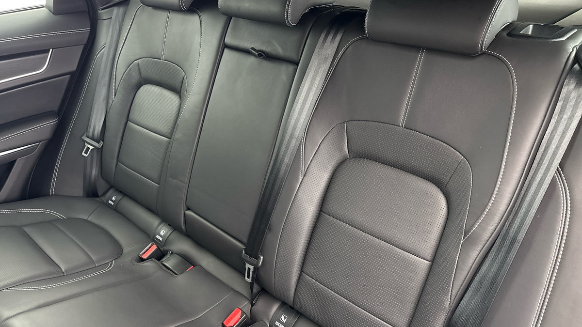 Used Jaguar F-Pace 2023 for sale - 76224290: Photo 8