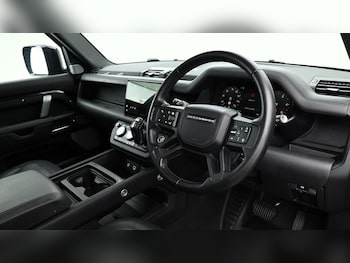 Used Land Rover Defender 130 2024 for sale - 75384919: Photo