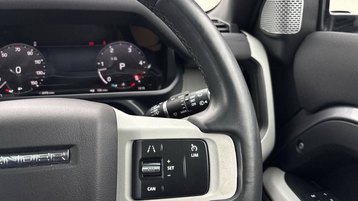 Used Land Rover Defender 130 2022 for sale - 77129245: Photo 14