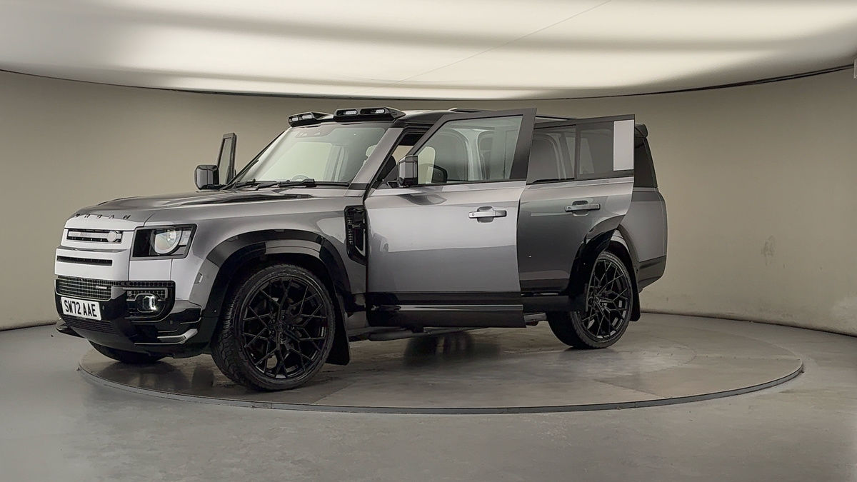 Used Land Rover Defender 130 2022 for sale - 77129245: Photo 22