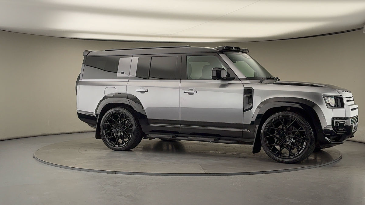 Used Land Rover Defender 130 2022 for sale - 77129245: Photo 40