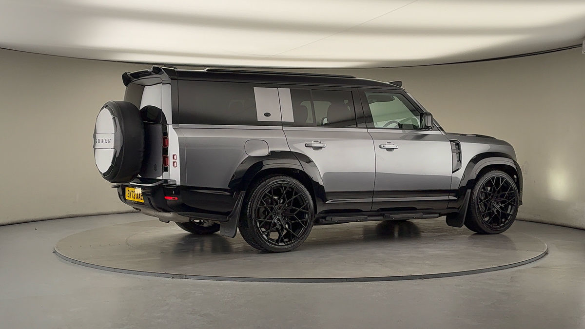 Used Land Rover Defender 130 2022 for sale - 77129245: Photo 43