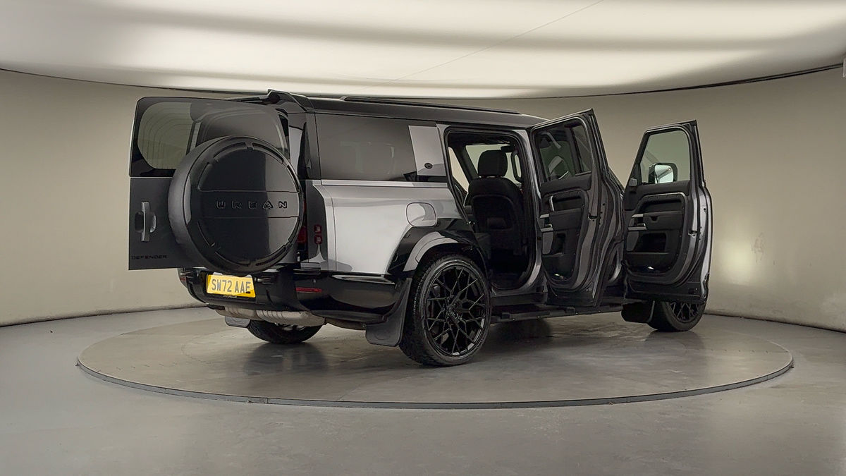 Used Land Rover Defender 130 2022 for sale - 77129245: Photo 63