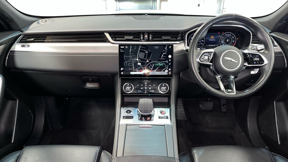 Used Jaguar F-Pace 2021 for sale - 75803165: Photo 12