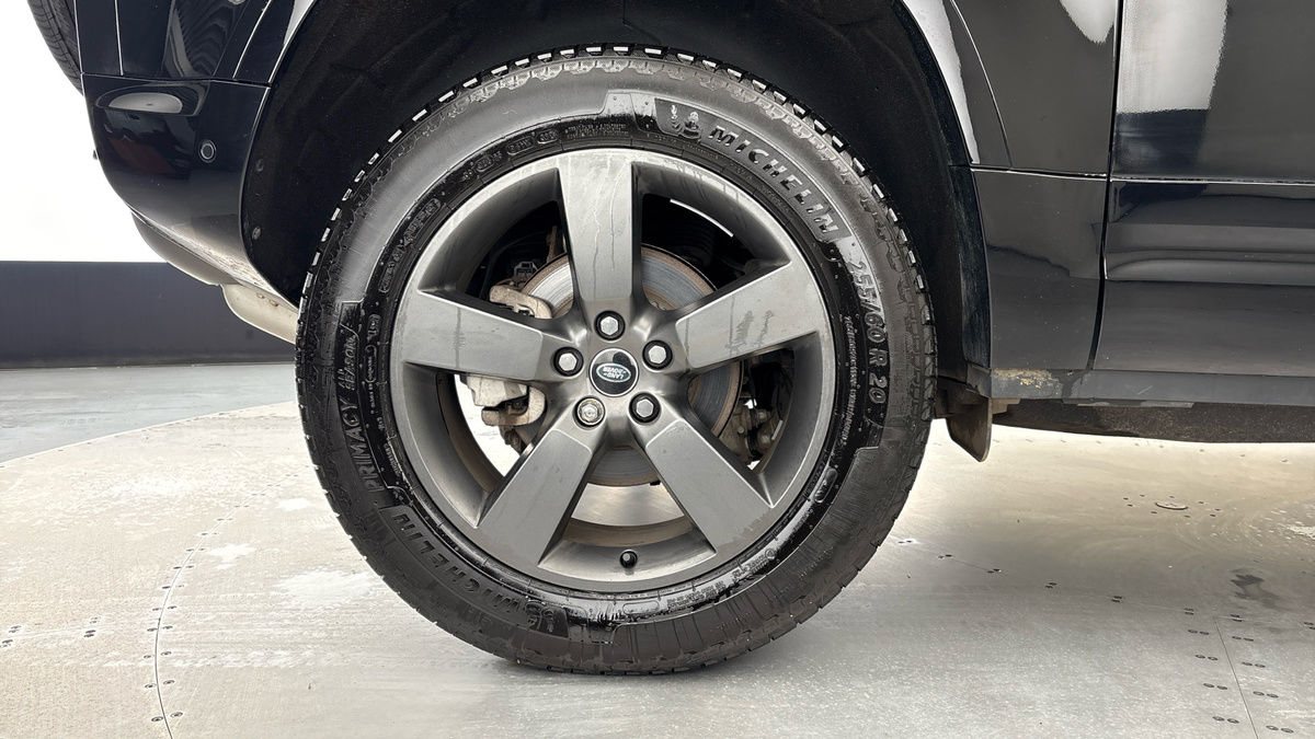 Used Land Rover Defender 90 2022 for sale - 76884655: Photo 10