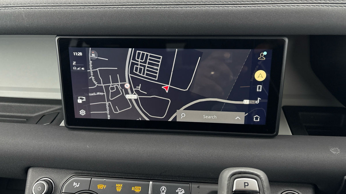 Used Land Rover Defender 90 2022 for sale - 76884655: Photo 17