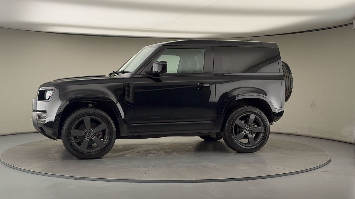 Used Land Rover Defender 90 2022 for sale - 76884655: Photo 28