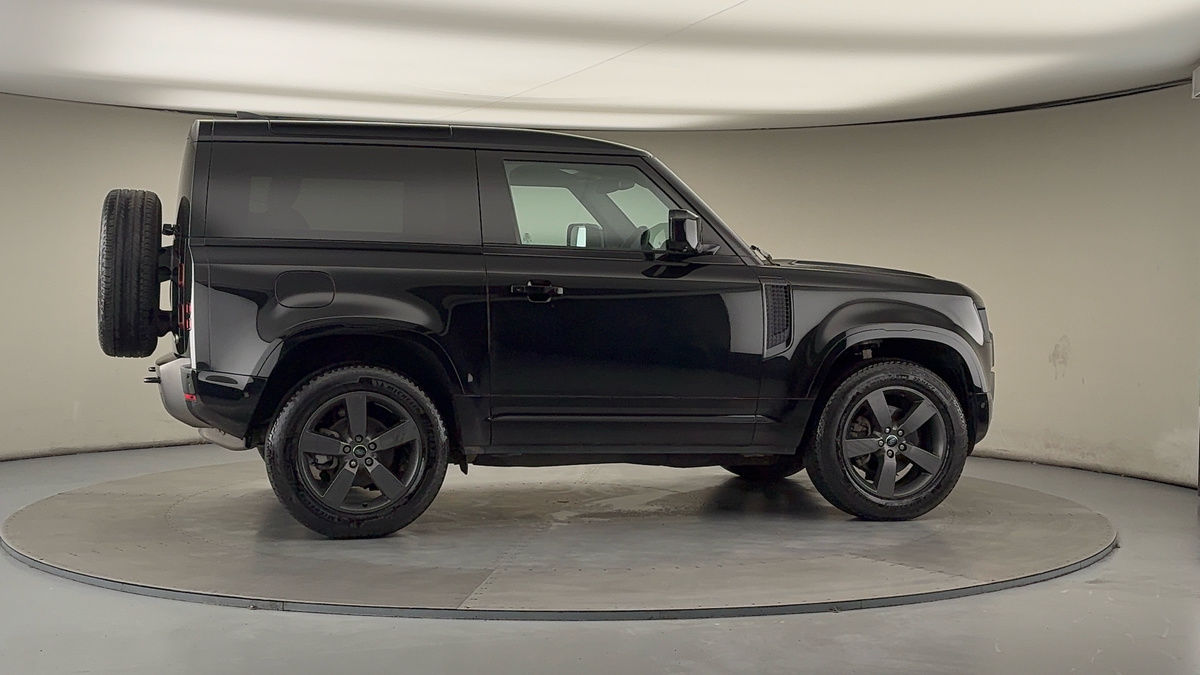 Used Land Rover Defender 90 2022 for sale - 76884655: Photo 37