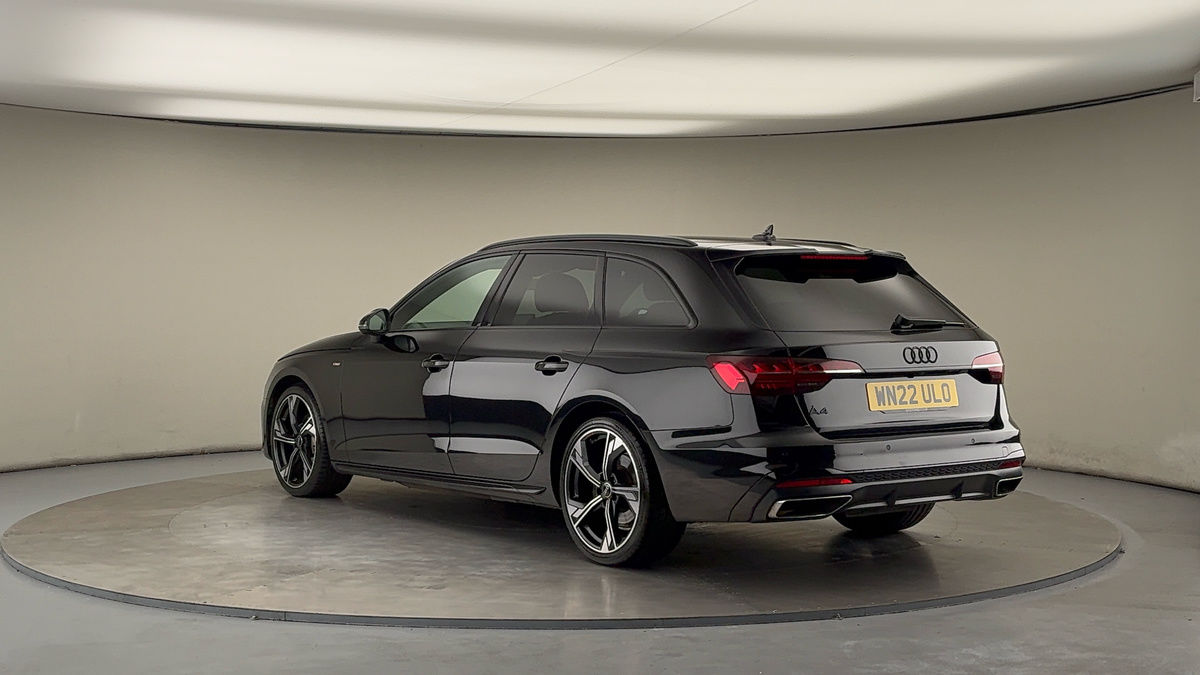 Used Audi A4 Avant 2022 for sale - 76185936: Photo 2