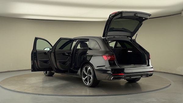 Used Audi A4 Avant 2022 for sale - 76185936: Photo 23