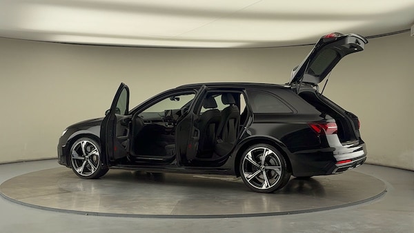 Used Audi A4 Avant 2022 for sale - 76185936: Photo 45