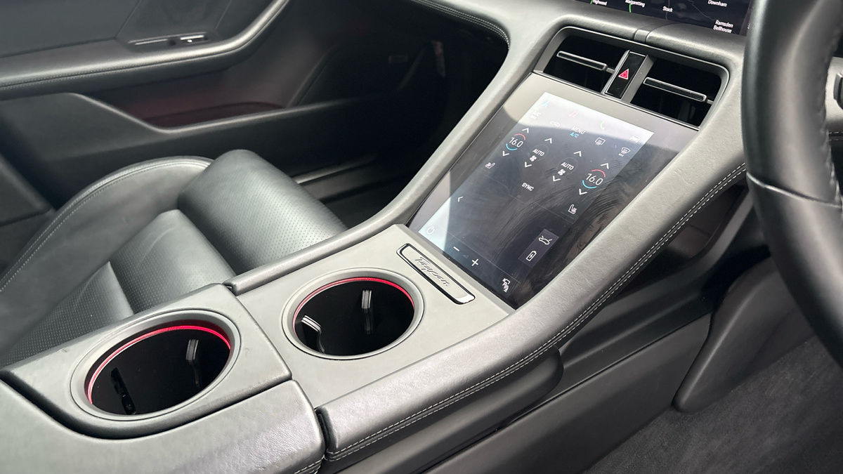 Used Porsche Taycan 2023 for sale - 76368761: Photo 18